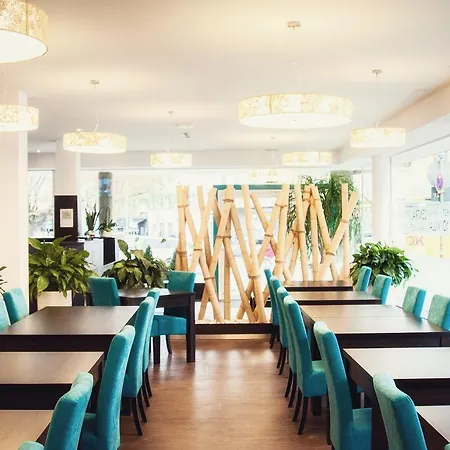 - Stadtvilla Hotel 3*