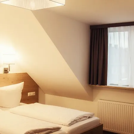 - Stadtvilla 3*