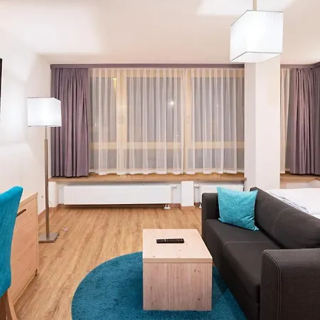 - Stadtvilla 3* Σβάινφουρτ