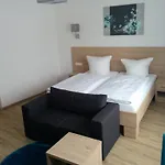 - Stadtvilla
