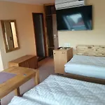 - Stadtvilla Szálloda 3*