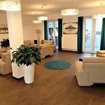 - Stadtvilla 3*