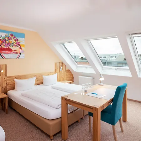 - Stadtvilla Hotel