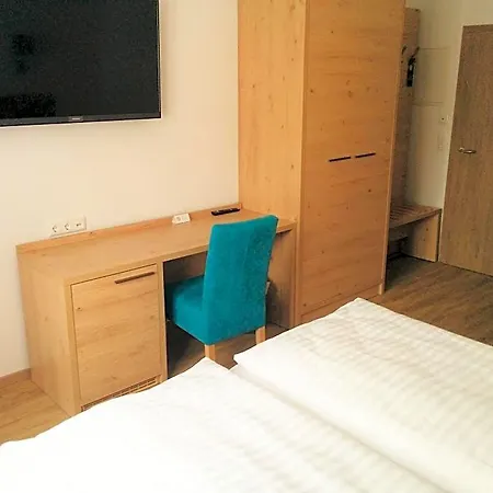 - Stadtvilla ホテル