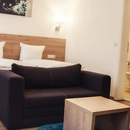 - Stadtvilla 3*