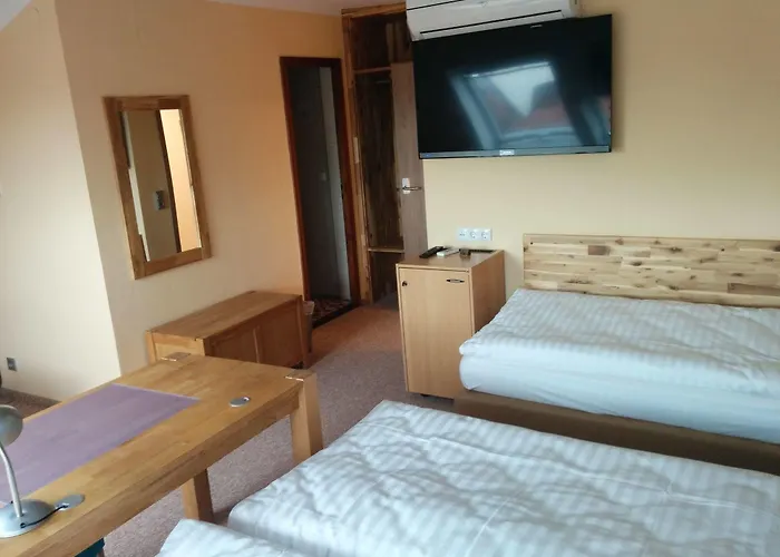 - Stadtvilla Hotel 3*