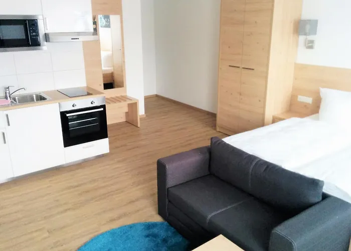 - Stadtvilla Hotel